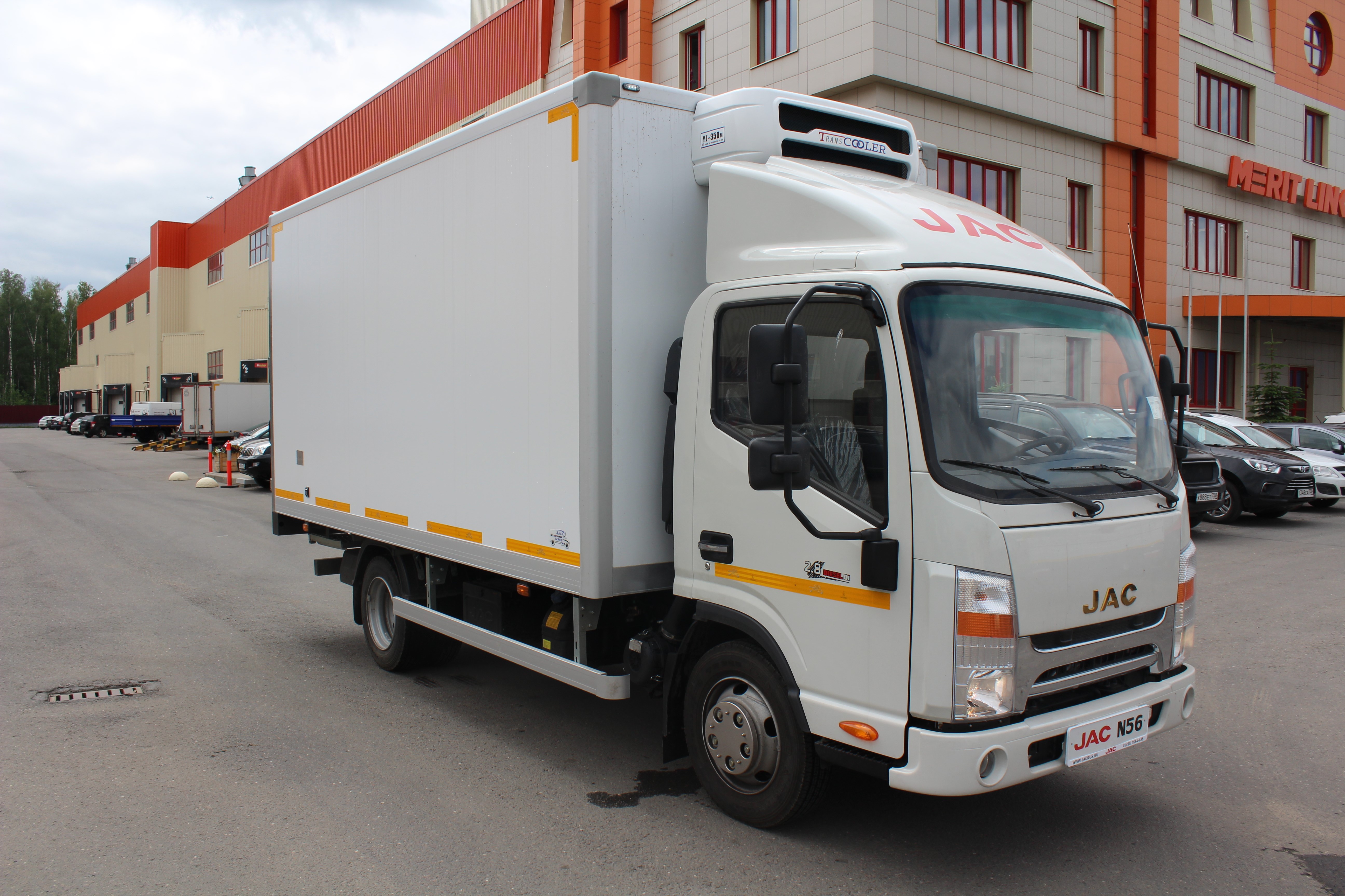 Рефрижератор на базе JAC N56 4,7х2,2х2,2 м